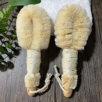 China All Natural Japanese Type Amazon Hotsale Wooden Sisal Bristle Handle Bath Brush for sale