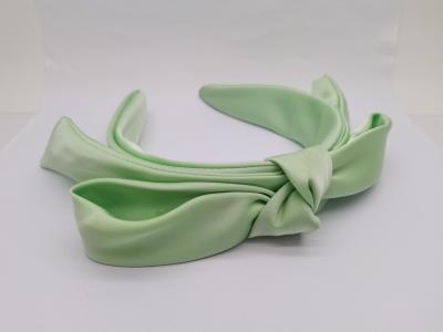 China Durable Green Bowknot Hairband with Multipurpose for Grils for sale