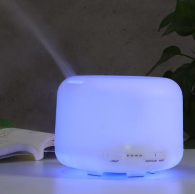 China Outdoor Ultrasonic Essential Oil Diffuser Aroma Humidifier 500mL New Technology 2020 for sale