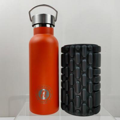 China Orange 18/8 Stainless Steel Outdoor Fitness Water Bottle Sustainable Sport Capming Pantone Cycling for sale