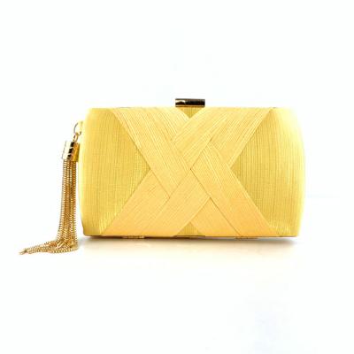 China Fashion Women's Wholesale Handbag Ladies Evening Clutch Bag Luxury Silks Cover Tassels Design for sale