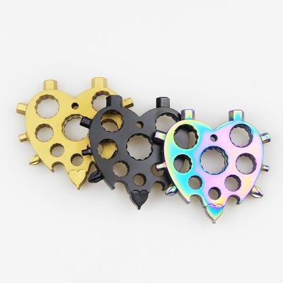 China EDC Easy 20 in 1 Stainless Steel Snow Heart Shaped Multifunctional Tool Outdoor Helper Love Tip Hand for sale