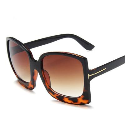 China Fashion Trend 2023 Fashion Sunglasses Shading Oversized Square Women Glasses Frames Big Frame Men's Luxury Beach Sunglasses for sale