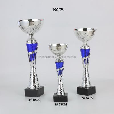 China Custom Crystal Trophy Europe Classic Sports Trophy Awards Karate Club Event Champions Trophy 2022 New for sale