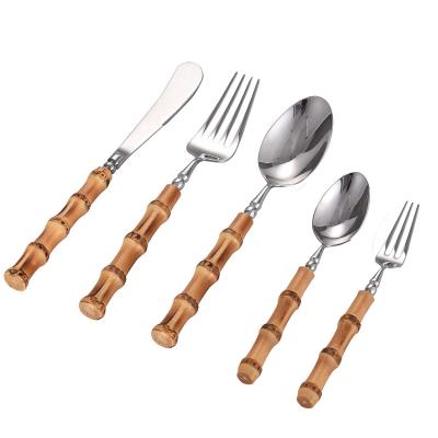 China Retro Multi-size Handle Flatware Round Spoon Utensil Set Durable Non-slip Exquisite Wooden Stainless Steel Utensils for sale