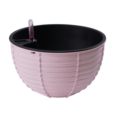 China Balcony Modern Indoor Plastic Planter Decoration Wall Hanging Flower Pot for sale