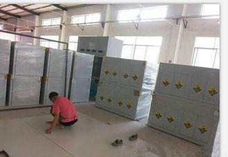 China La capilla química del extractor del laboratorio ajusta el piso del flujo de aire - tipo montado en venta