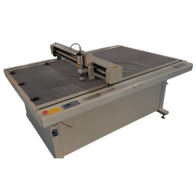 China 1500x900mm Used Cutting Machine Second Hand Industrial Garment Pattern Cutting Machine for sale