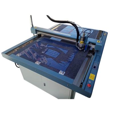 China KAEMI 9015 CAD Template PVC Flatbed Cutter for PVC Materials Cutting Scope 1500*900mm for sale