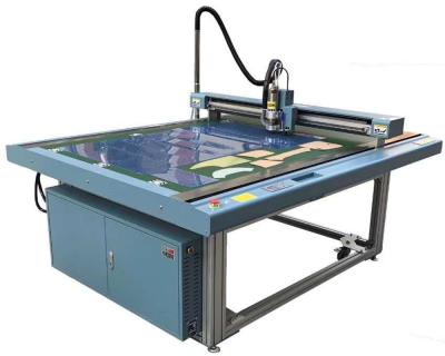 China 1215 Slimme CAD-sjabloonplankfreesmachine voor platte PVC-plaat naaiplank Te koop