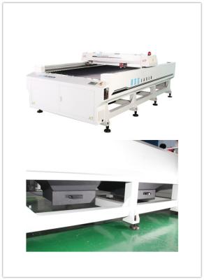 China Auto Laser Cutting Machines For Thin Mild With CO2 Laser Tube 130W for sale