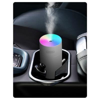 China Outdoor Hot Sale Essential Oil Aromatherapy Car Ultrasonic Humidifiers With LED Light for sale