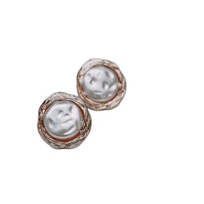 China FASHIONABLE unique earrings for women luxury tragus earrings women for sale