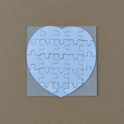 China Toy Customize Blank Educational Blank Sublimation Jigsaw Puzzle, Heart Jigsaw Puzzle, 9.5*9.5cm, 23pcs for sale