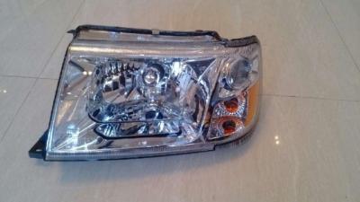 China Plastic Replacement Car Body Parts of Head Lamp Head Lamps Head Lights For Nissan NV200 Nissan Succe Shuaike Nissan Rich en venta