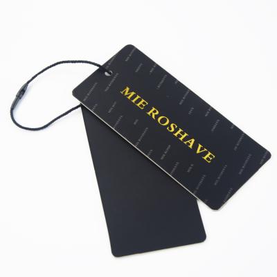 China Plastic Recyled Black Cardboard Swing Christmas Garment Twine Stamped Hang Tag For Clothes Bags Shoes for sale