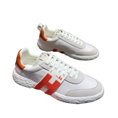 China Fashion trend manufacturers custom made black and white sneakers wholesale comfortable white men casual shoes for sale