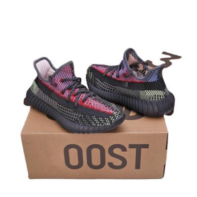 China New high quality fashion trend 350 women's fashion sports shoes yee style V2 zy walking casual shoes for men and women for sale