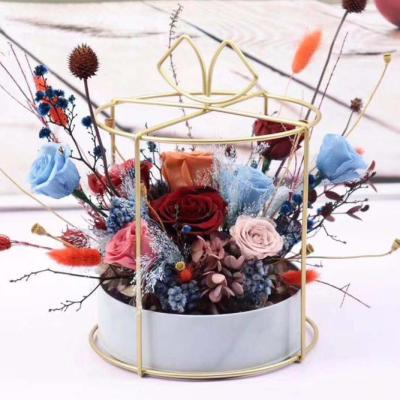 China New Design Bridal Bouquets Gift Flower Wedding Party Supply Preserved Roses Gift Basket Supplies for sale