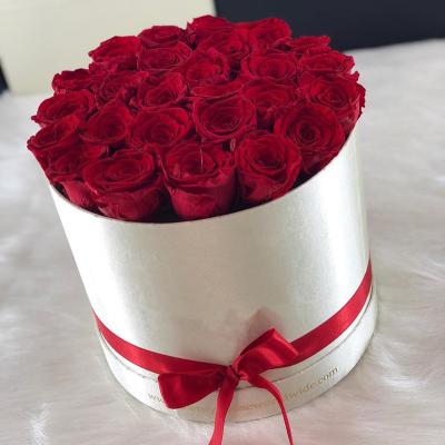 China Bridal Bouquets Sell Everlasting Immortal Lasting Natural Rose In Gift Box Wholesale Preserved True Forever By Flower for sale