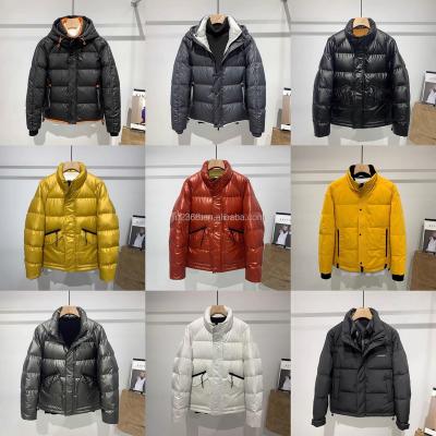 China Anti-wrinkle Wholesale Winter Outdoor Fashion Designer Man Coats Duck Feather Jackets Down Bubble Plus Size Men's Down Puffer Jacket for sale