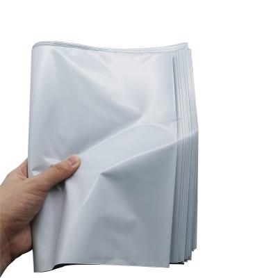 China Factory Wholesale In-store Eco-friendly Self-seal waterproof printed poly bags polymailer bag packaging supplies for sale