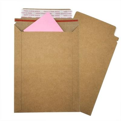 China Stay Flat Bulk Cardboard White Brown Kraft Paper Invitation 5 x 7 Envelopes Blank Invitation Envelopes With Peel & Seal for sale