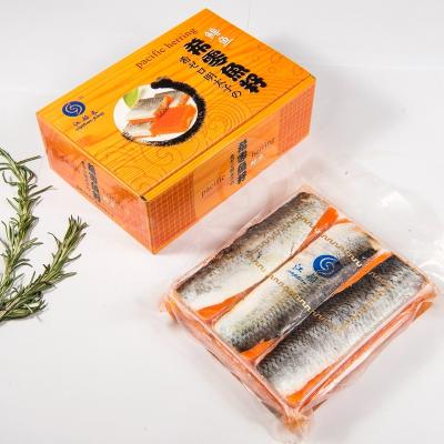 China FROZEN FROZEN FISH EGGS IN RARE (RED) HERRING MEAT DACE for sale