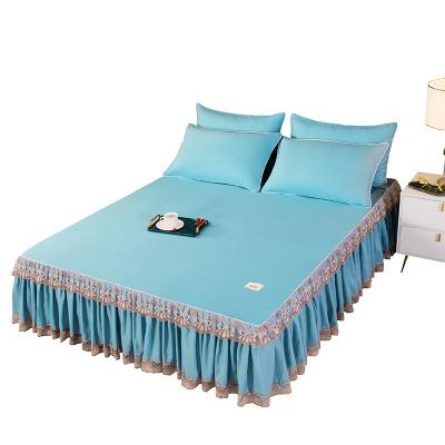 China Super Warm Modern Home Soft Winter Lace Embroidery Hot Sale Bedspread Set Skirt for sale