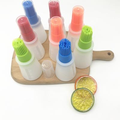 China Hot Selling Easily Cleaned Grill Silicone Oil Bottle Brush With Clip Heat Resistant BBQ Basting Sweep Pastry Brush for sale