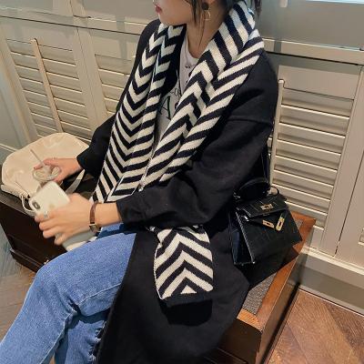 China Wholesale Soft Double Sided Thick Warm Autumn Winter Stripes Long Scarf Knitted Scarf for sale