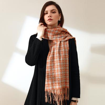 China Newest Factory Scarf High Qualit Wholesale Scarf Cashmere Tassel Scarf Color Plaid Scarf For Women for sale