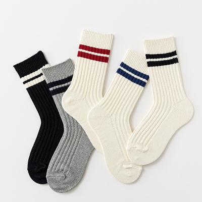 China New Medium Tube QUICK DRY Cotton Socks 70% Unisex Adult Size One Socks Fits All Socks for sale