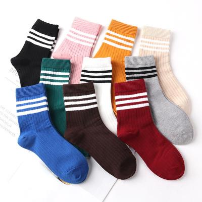 China New Medium Tube QUICK DRY Cotton Socks Unisex Adult Size Fits All Socks for sale