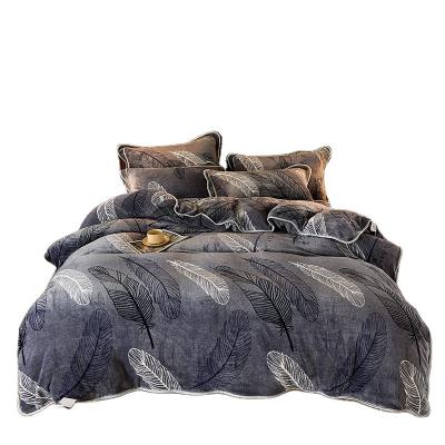 China Wholesale Customized Folded Mink Luxury Flannel Fleece Printed Comforter Sheet Comforter Bedding Set 7 in 1 for sale