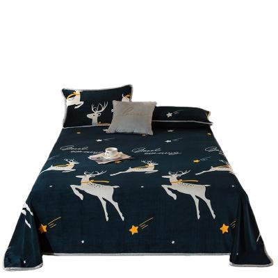 China Flannel Fleece Hot Sale Factory Sale Mink Printed In Stock Quilt Folded Luxury Bedding Set for sale