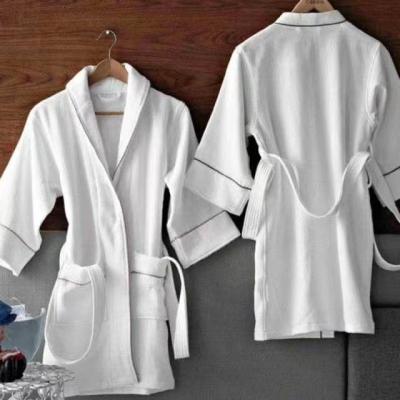 China 100% Cotton Hotel Bathrobe Men's Women's Sleepwear Long Robe Hooded Terry Towel Bathrobe QUICK DRY Women's Robe Gowns for sale