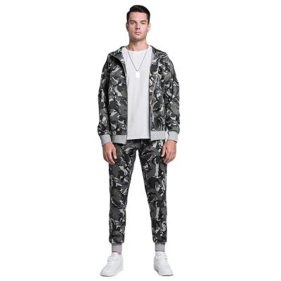 China New Breathable Spring Men's Two Piece Sets Camouflage Hooded Casual Suit Sports Set for sale