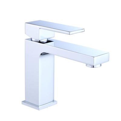 China Metered Faucets Polished Hot Cold Chrome Bathroom Sink Faucet Basin Faucet Deck Mount for sale