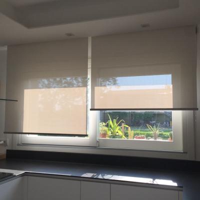 China Outdoor Motorized Flame Retardant / Unti-UV Sunscreen Roller Shades Balcony Roller Blinds for sale