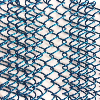 China Customized Mesh Chain Link Backdrop Decoration Galvanized Garden Fencing Security Fence Fabric Roll Post for sale