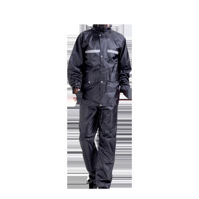 China Hot Selling Pocket Windproof Raincoat Waterproof Breathable Oxford Cloth Windproof Adult Black Raincoats for sale