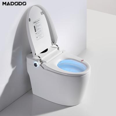 China Tankless Intelligent Toilet Deodorizer Automatic Smart Toilet Seat Operation Smart Bidet Toilet WC for sale