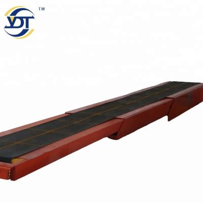 China Fire Resistant Automatic Telescopic Mobile Belt Conveyor For Parcel Express for sale