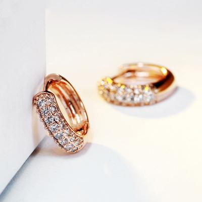 China 2021 Environmentally Friendly Wholesale Channel Stud Huggie Earrings Women 18K Rose Gold Plated Diamond Hoop for sale