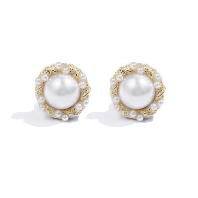 China Fashion Newcomers Fashion Design Jewelry Pearl Silver Plating Style High Quality Stud Earrings For Women for sale