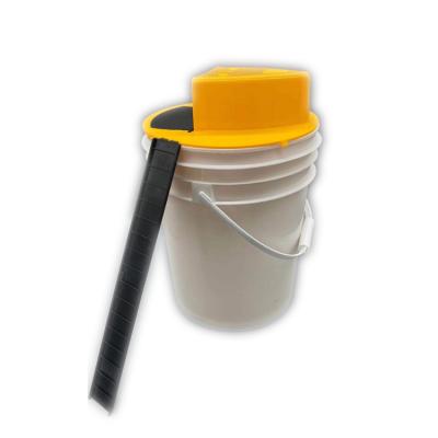 China Food Grade Flip Slide Bucket Lid Mouse Automatic Slide Bucket Lid Rat Trap Trap Plastic Bucket for sale