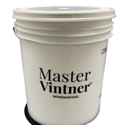 China High Performance-Price Ratio 30 Liter 7.9 Gallon Food Grade Plastic Bucket With Air Lock Lid And Handle for sale