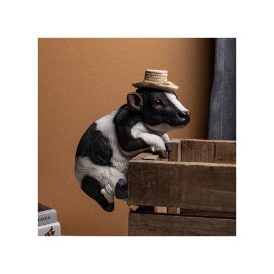 China China Home Decor Resin Mini Cow With Hat Hanging Decorations Animal Ornaments for sale