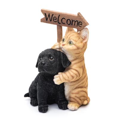 China Cute Puppy Kitten Welcome Resin Statue China Low Price Garden Decor Figurines for sale